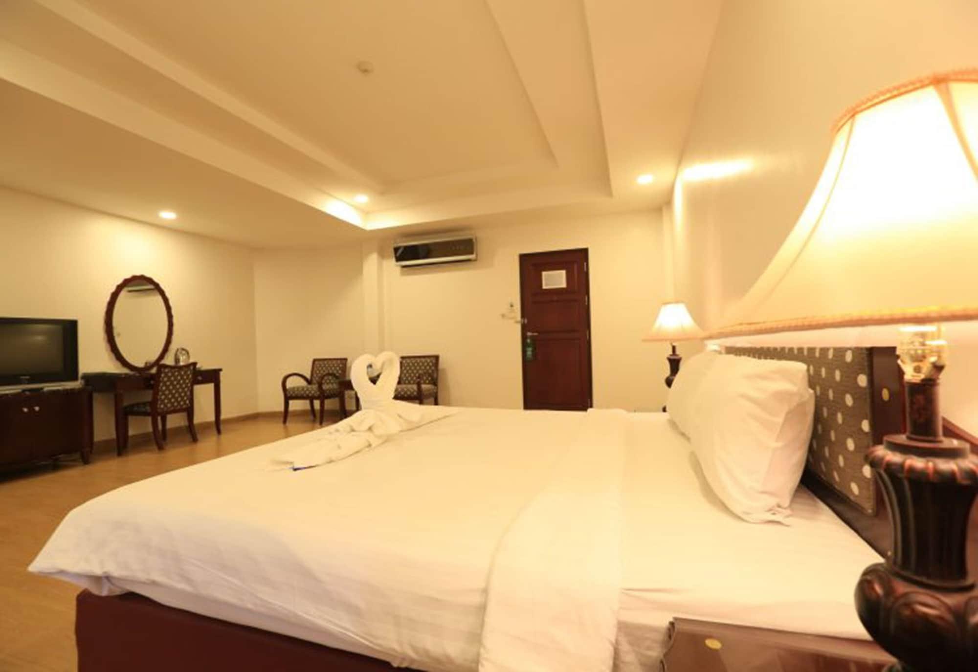 Pattaya Hiso Hotel Екстериор снимка